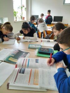 Educatia pe primul loc